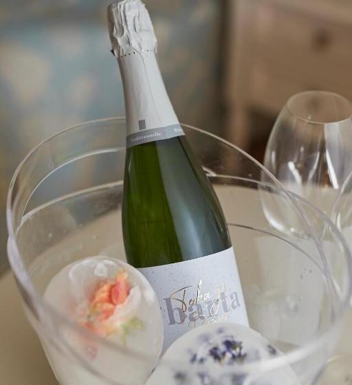 חדר דלוקס עם מיטת קינג, Barta Pince Rákóczi Lakosztályok