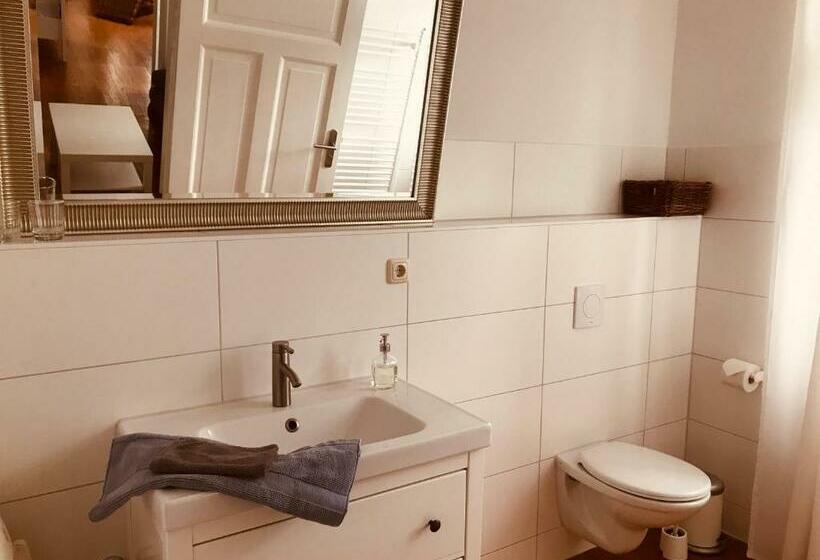 غرفة عائلية, Villa 32 Kröpelin