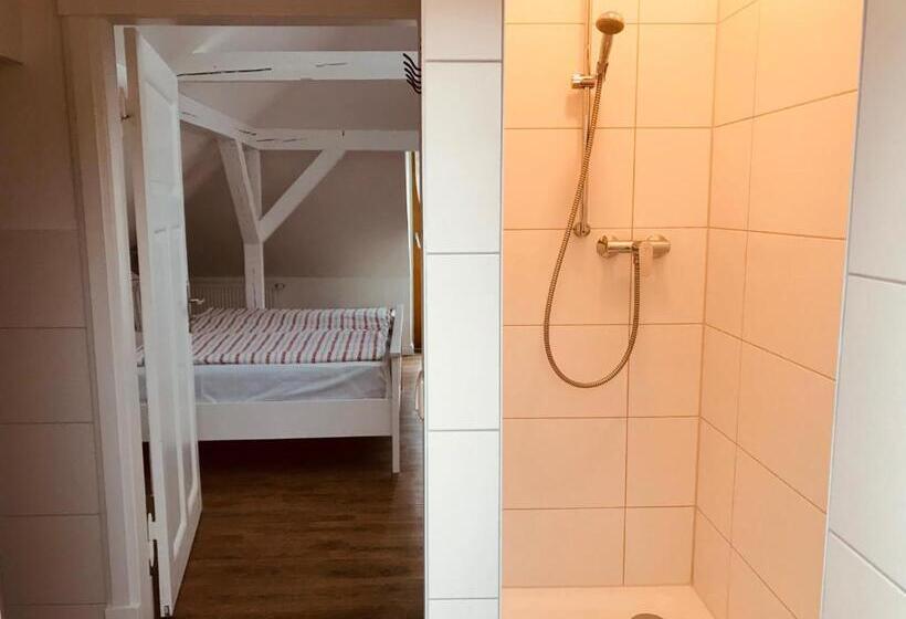 شقة غرفة نوم واحدة مزودة بشُرفة, Villa 32 Kröpelin