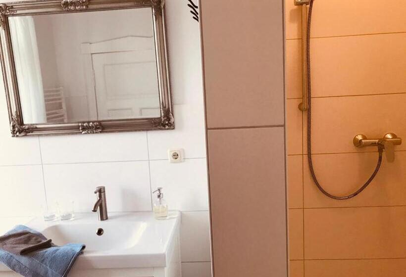 غرفة قياسية مطلّة علي الحديقة, Villa 32 Kröpelin