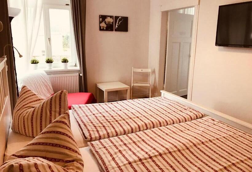 غرفة قياسية مطلّة علي الحديقة, Villa 32 Kröpelin