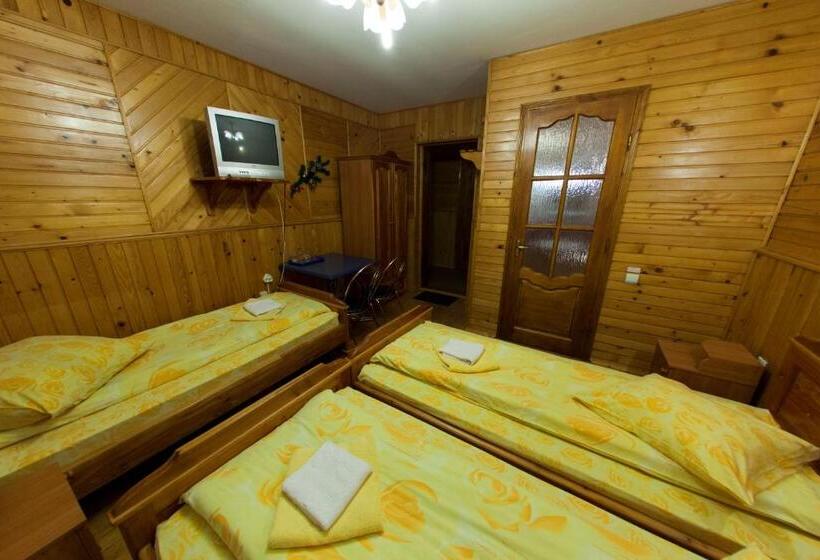 غرفة قياسية ثلاثية, Edelweiss Carpathians Migovo