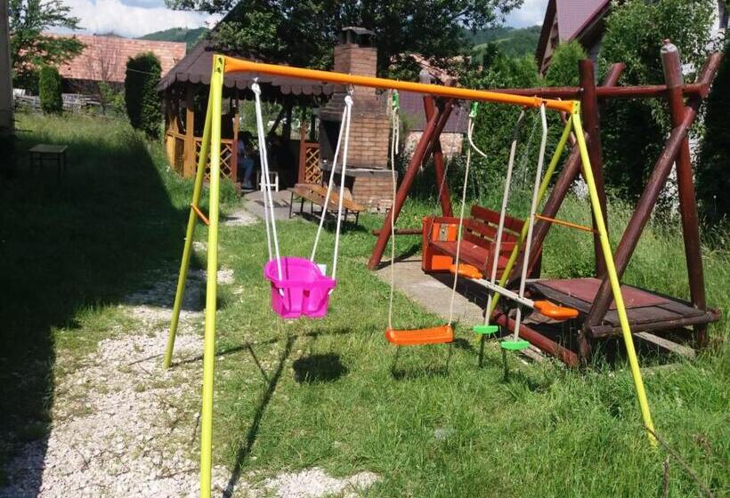 וילה בת חדר שינה 1, Pensiunea Ando