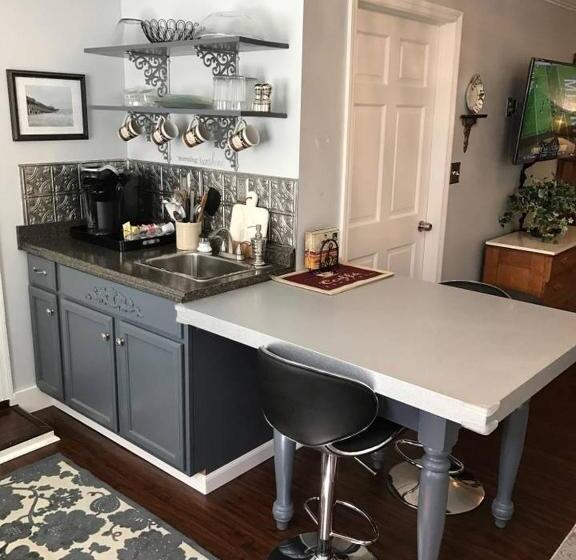 Студио Стандарт Кровать Кинг, Caroline's Bed And Breakfast