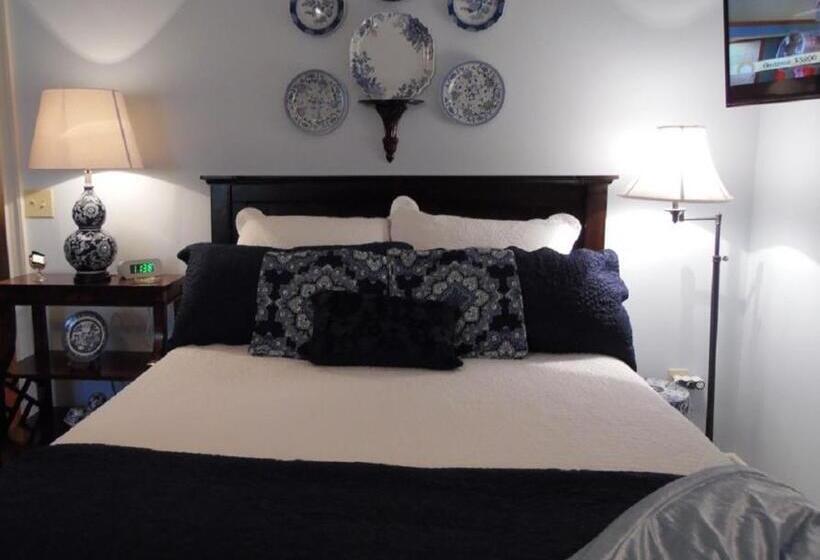 Люкс Повышенной Комфортности, Caroline's Bed And Breakfast