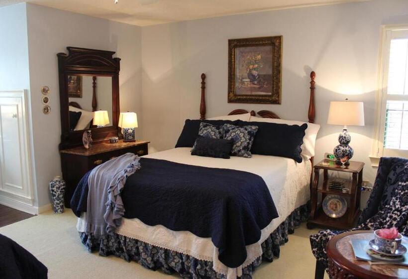 Люкс Повышенной Комфортности, Caroline's Bed And Breakfast