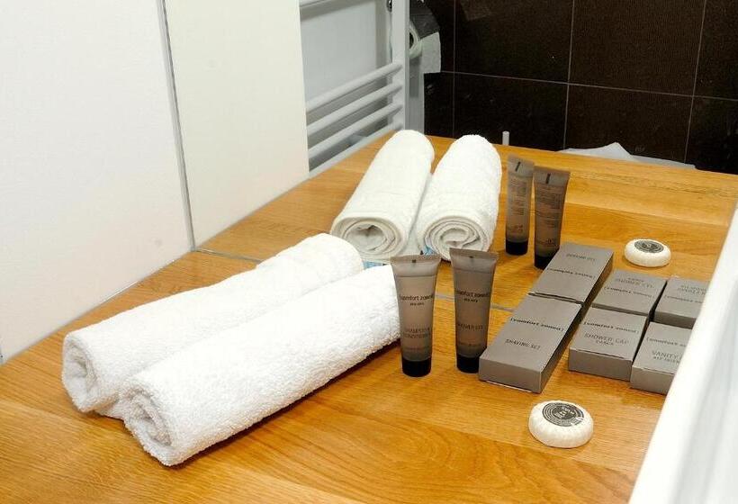 חדר דחוקס עם מיטת קינג, Arce Boutique