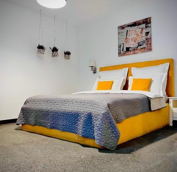 חדר דלוקס, Arce Boutique