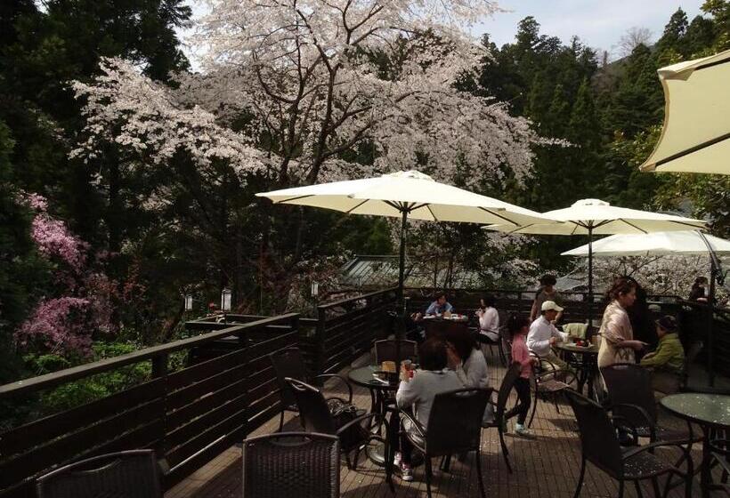 Семейный Номер Совместный Санузел, Temple Lodging Shukubo Kakurinbo