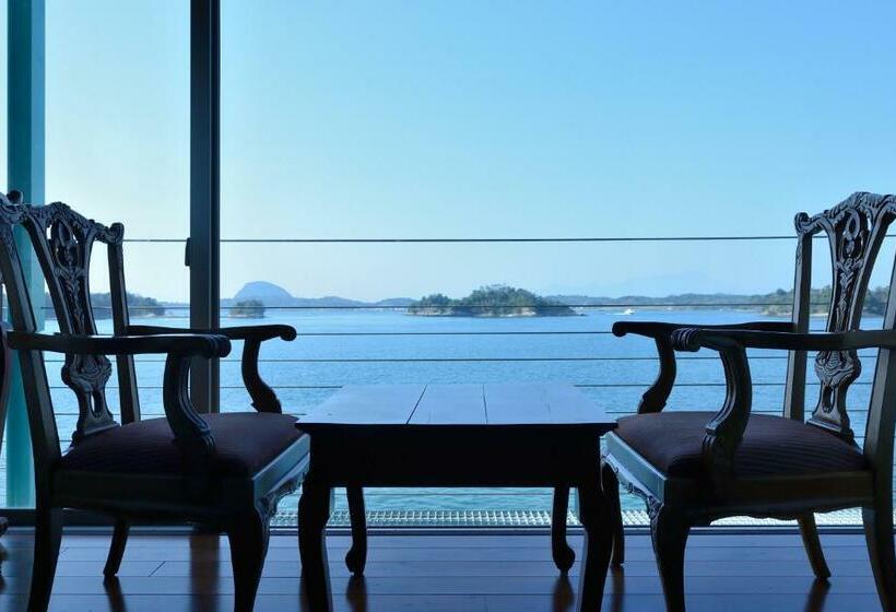 デラックスファミリールーム, Uminoyasuragi Hotel Ryugu