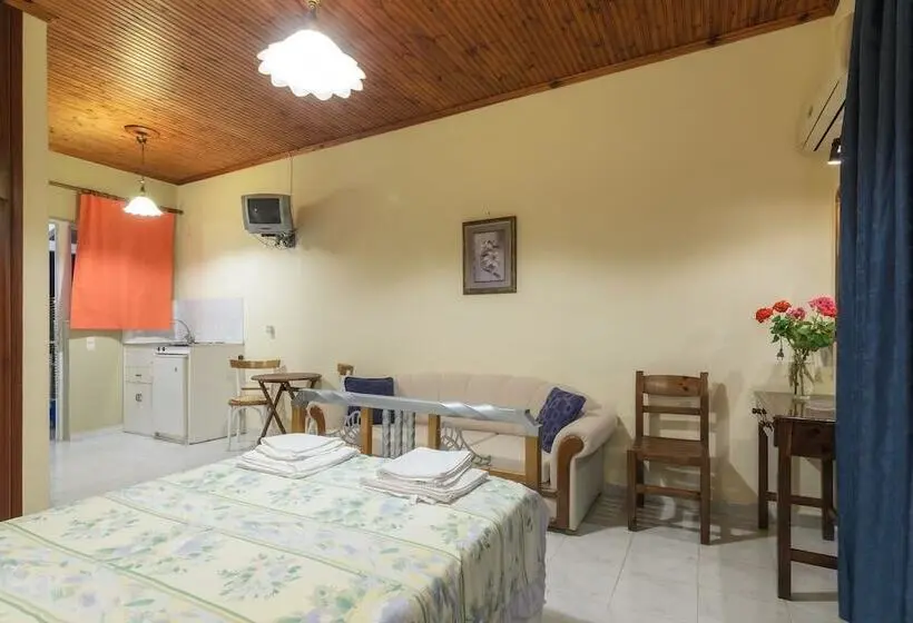 استودیوی استاندارد, Artemis Room