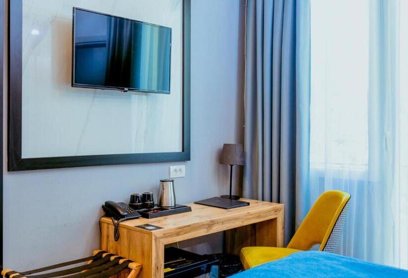 اتاق اکونومی, Nobel Gallery