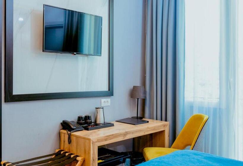 اتاق اکونومی, Nobel Gallery