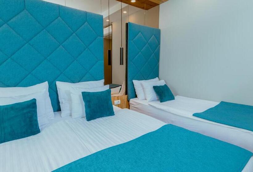 اتاق استاندارد سه نفره, Nobel Gallery