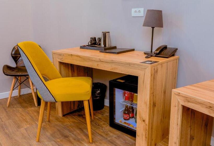 اتاق استاندارد, Nobel Gallery