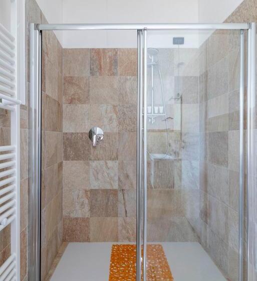 חדר סטנדרט לארבעה, B&b Castello Cimbergo