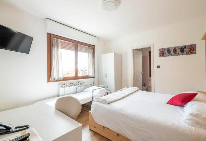 Номер Стандарт Трехместный, B&b Castello Cimbergo