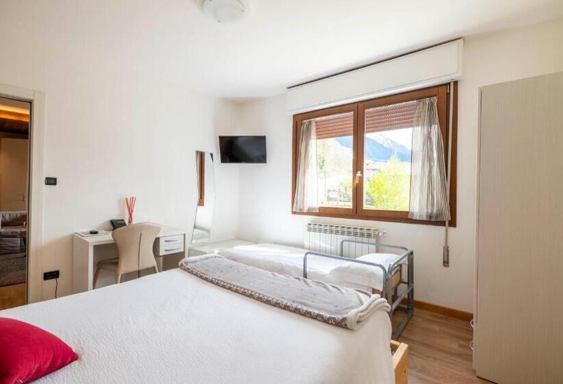 חדר סטנדרט לשלושה, B&b Castello Cimbergo