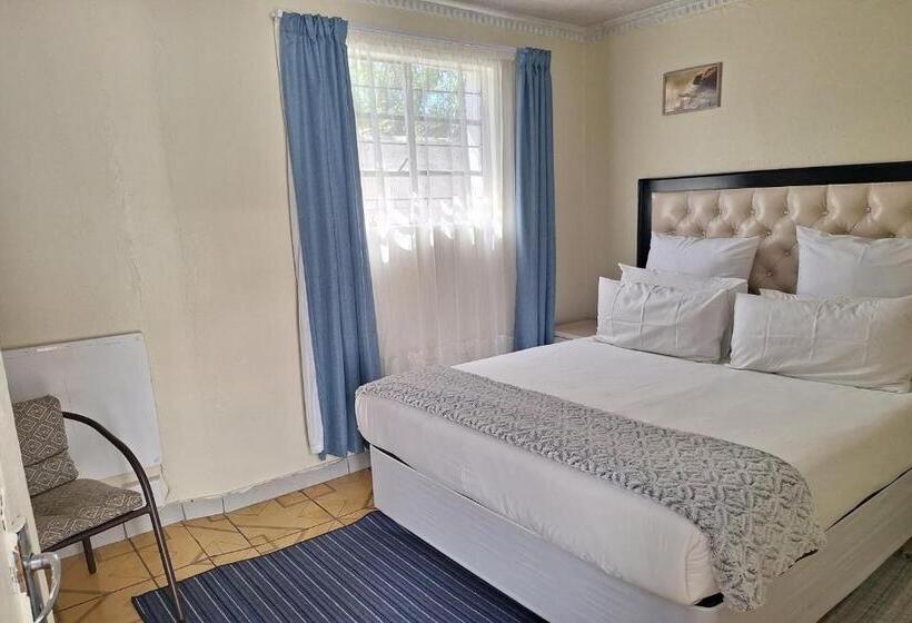 Люкс, Maluti Backpackers