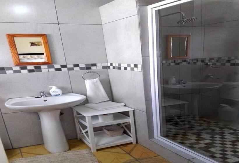 Номер Стандарт Трехместный, Maluti Backpackers