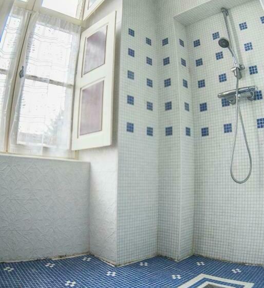 Люкс, Manoir De L'abbaye