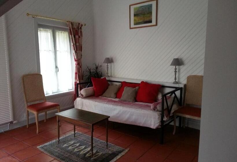 Дом 2 Спальни, Manoir De L'abbaye