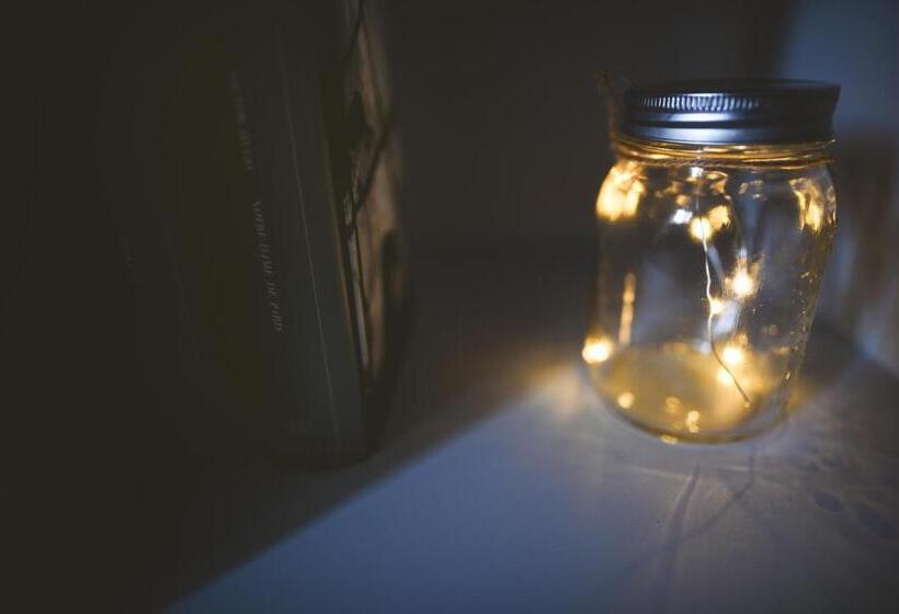 חדר סטנדרט, Moonfra