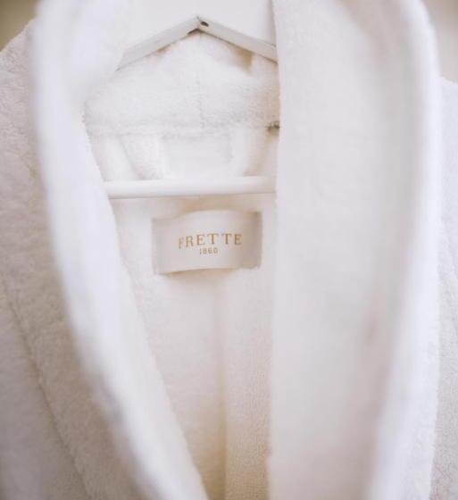 סוויטת ג'וניור עם טרסה, Moonfra