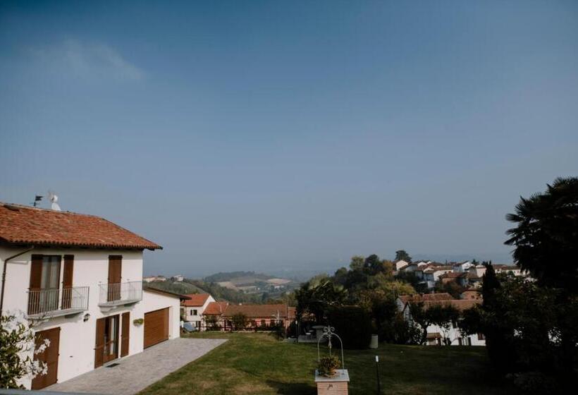 סוויטת ג'וניור עם טרסה, Moonfra