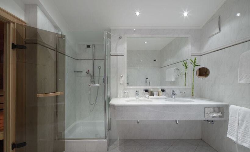 Люкс Повышенной Комфортности, Gardena Grödnerhof   Hotel & Spa