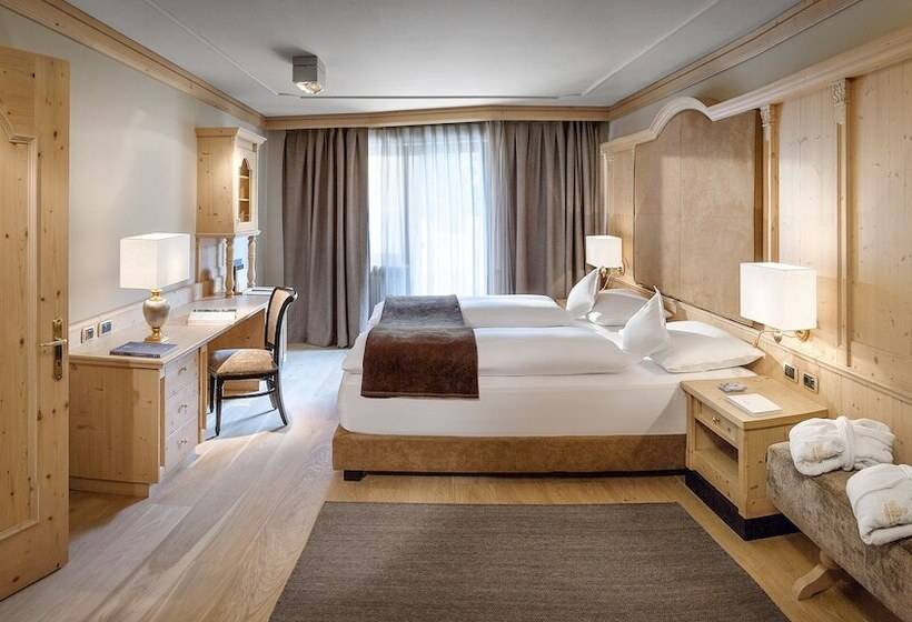 Люкс Повышенной Комфортности, Gardena Grödnerhof   Hotel & Spa