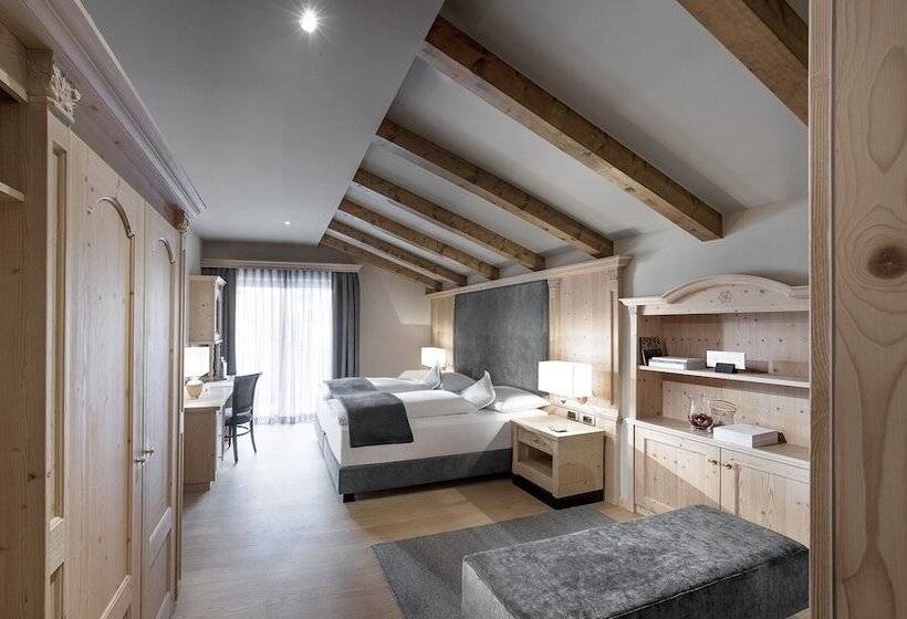 Люкс Повышенной Комфортности, Gardena Grödnerhof   Hotel & Spa