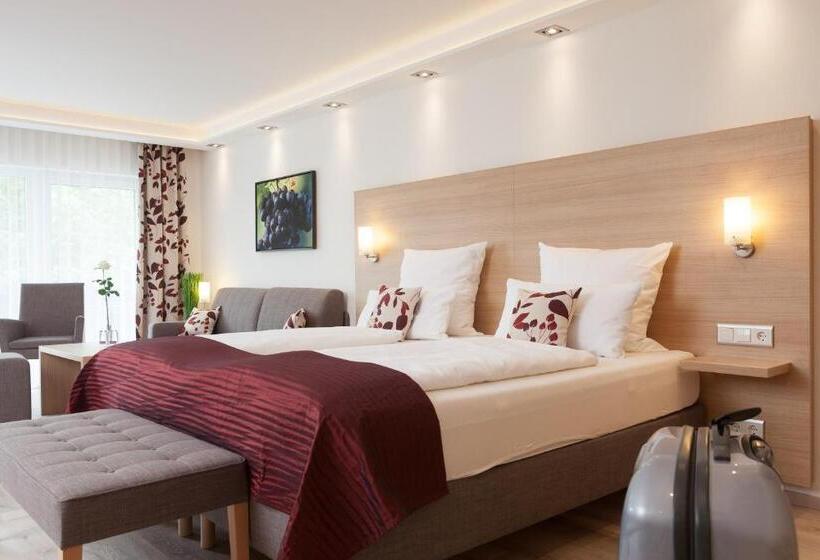 جناح جونيور مطل على الحديقة, Alemannenhof