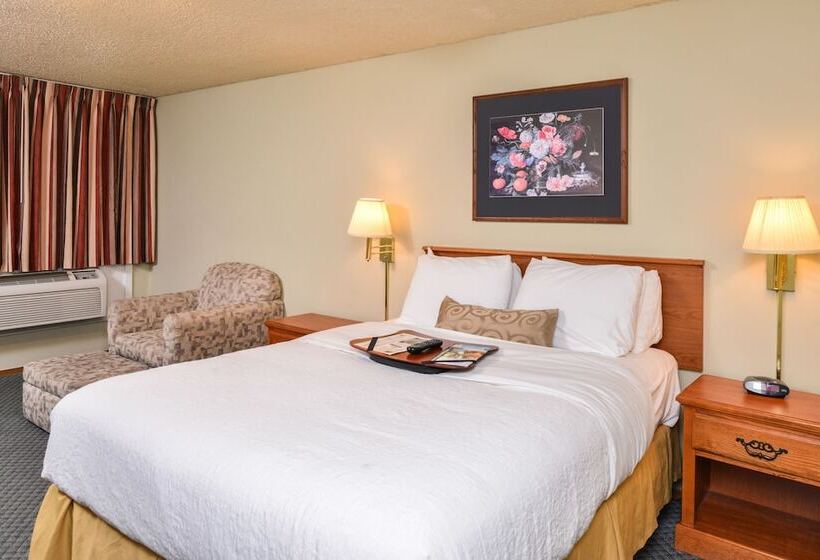 חדר דלוקס, Courtesy Inn Downtown Eugene