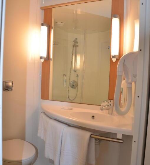 Номер Стандарт Двуспальная Кровать, Ibis Issoire