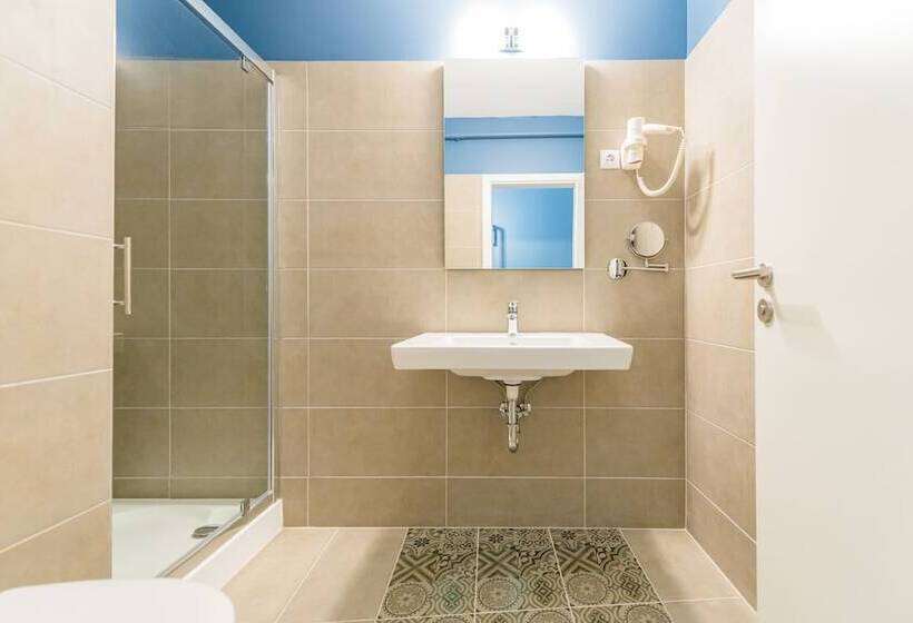 غرفة كومفورت, Impulso Fashion