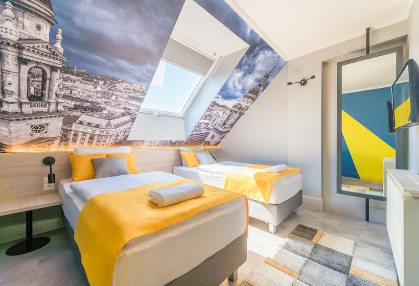 غرفة قياسية, Impulso Fashion