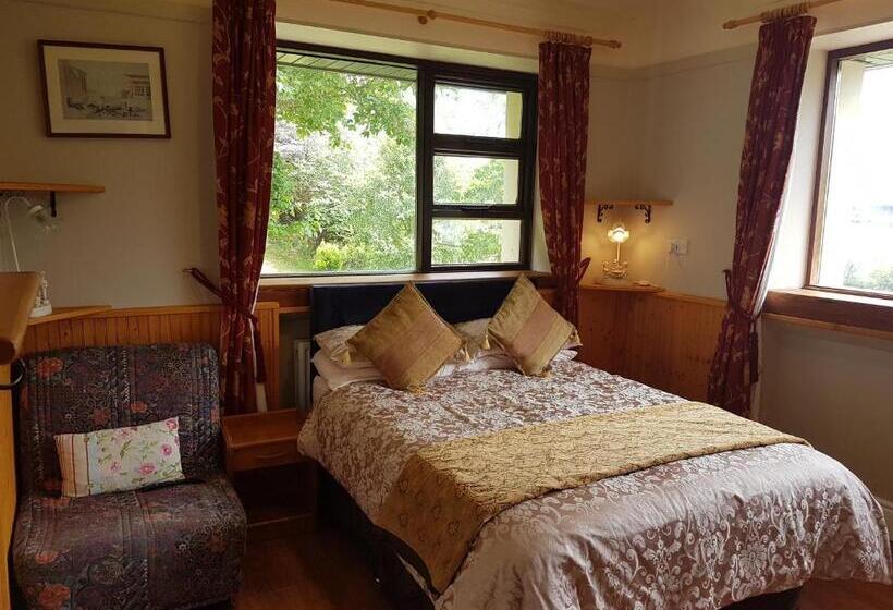 스탠다드 룸 호수 전망, Kylemore Pass