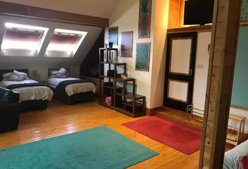 スーペリアの4人部屋, Kylemore Pass