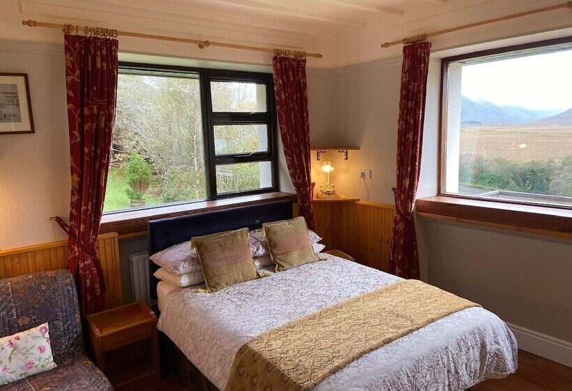 스탠다드 룸 호수 전망, Kylemore Pass