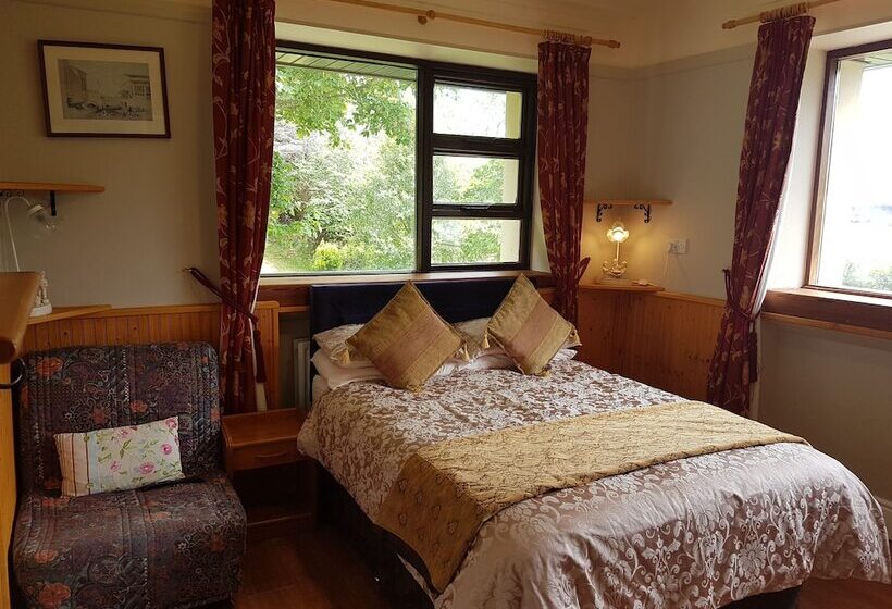 스탠다드 룸 호수 전망, Kylemore Pass