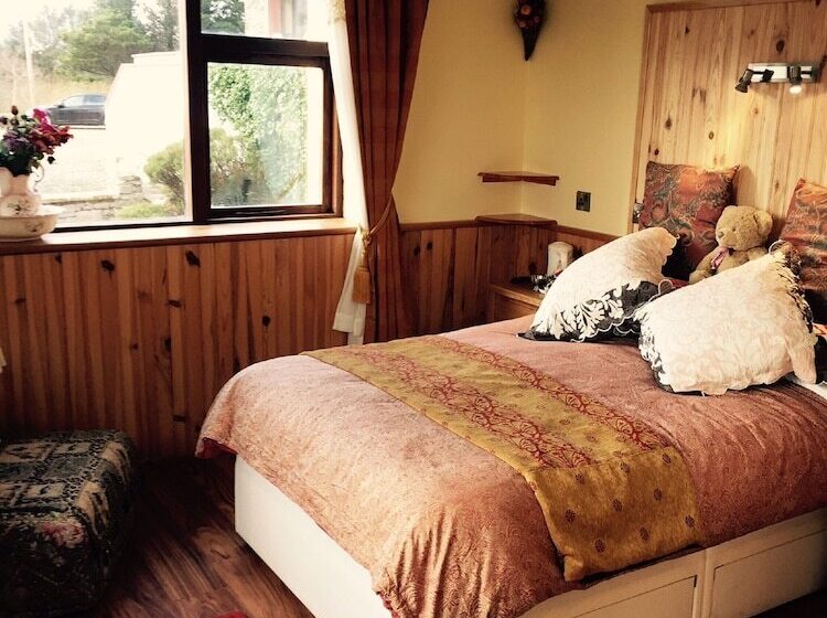 스탠다드 룸 1층, Kylemore Pass