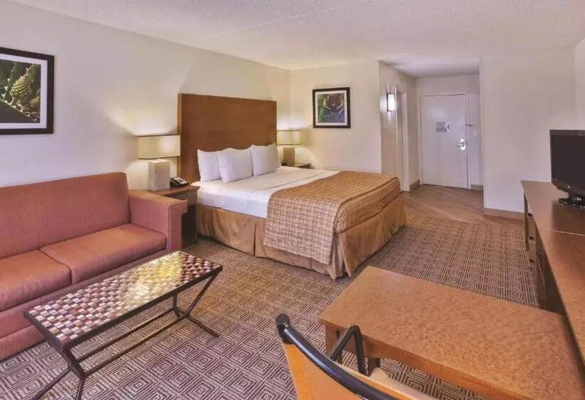 キングサイズベッドのエクゼクティブルーム, La Quinta By Wyndham Danbury