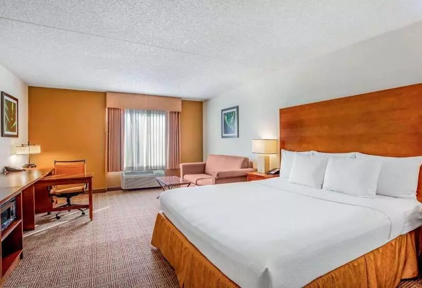 キングサイズベッドのエクゼクティブルーム, La Quinta By Wyndham Danbury