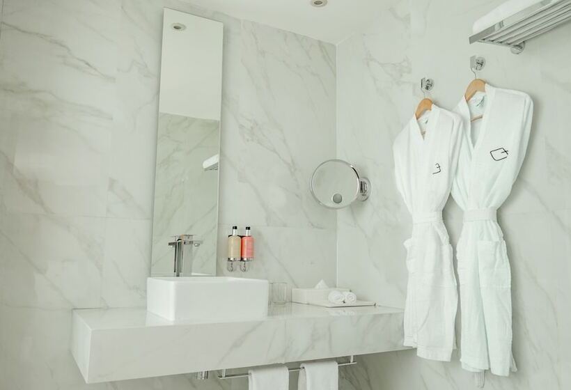 חדר סופריור נוף לים, Oleo Cancun Playa All Inclusive Resort