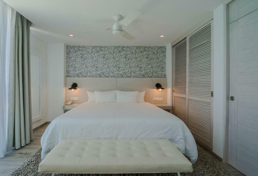 Полулюкс, Oleo Cancun Playa All Inclusive Resort