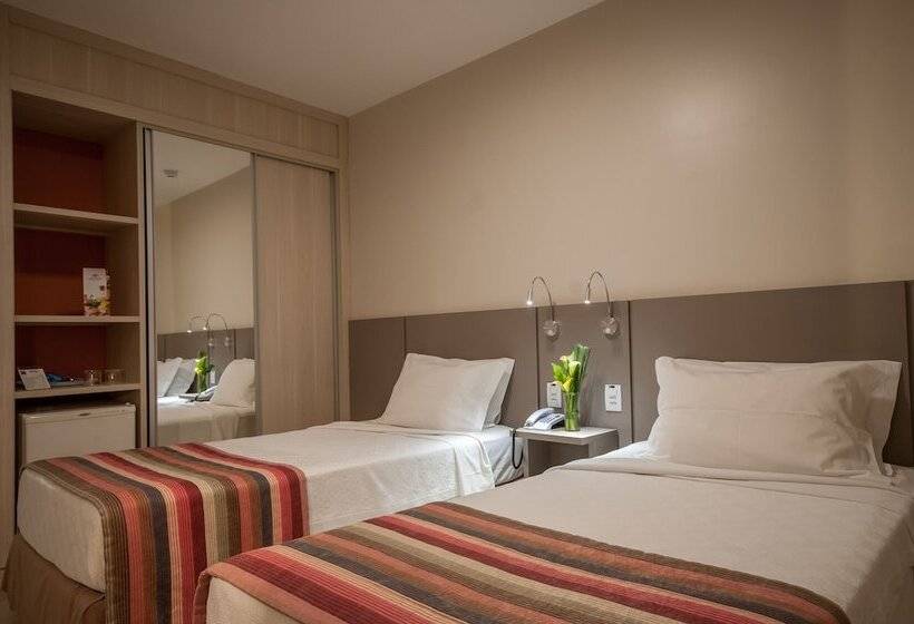 חדר דלוקס, Saint Peter