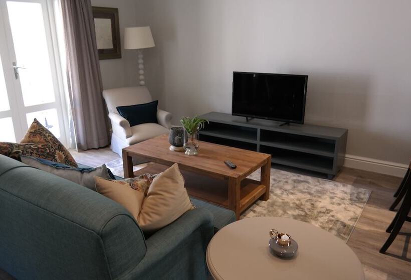 Студия Deluxe, Quartet Hotel And Garden Suites