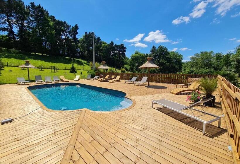 家庭间, Gîte Et Chambres D'hôtes Du Petit Moulin