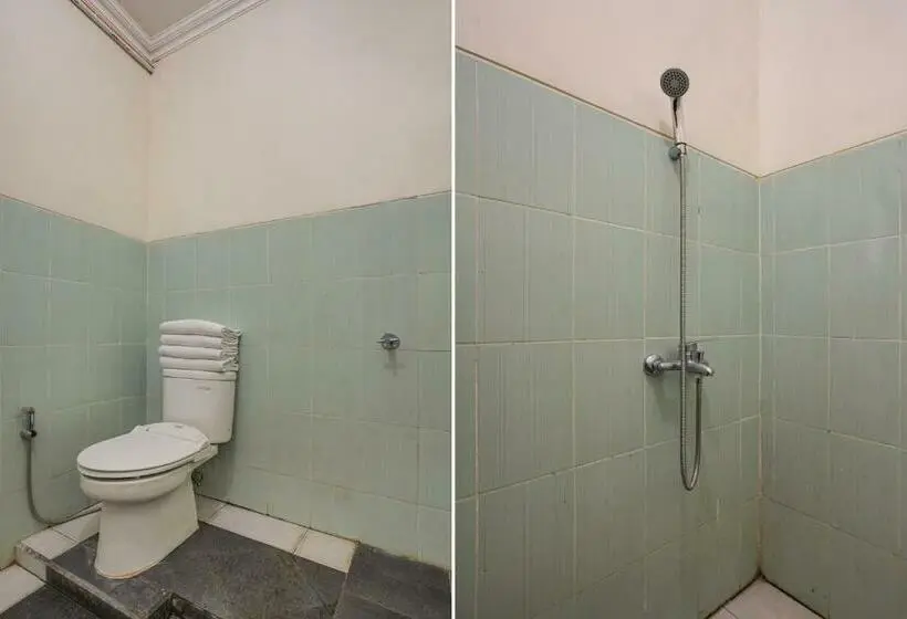 اتاق خانوادگی, Reddoorz Syariah At Hotel Pandan Wangi Near Alun Alun Sidoarjo